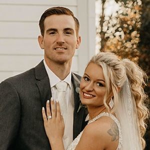 Meet your Posher, Abbey